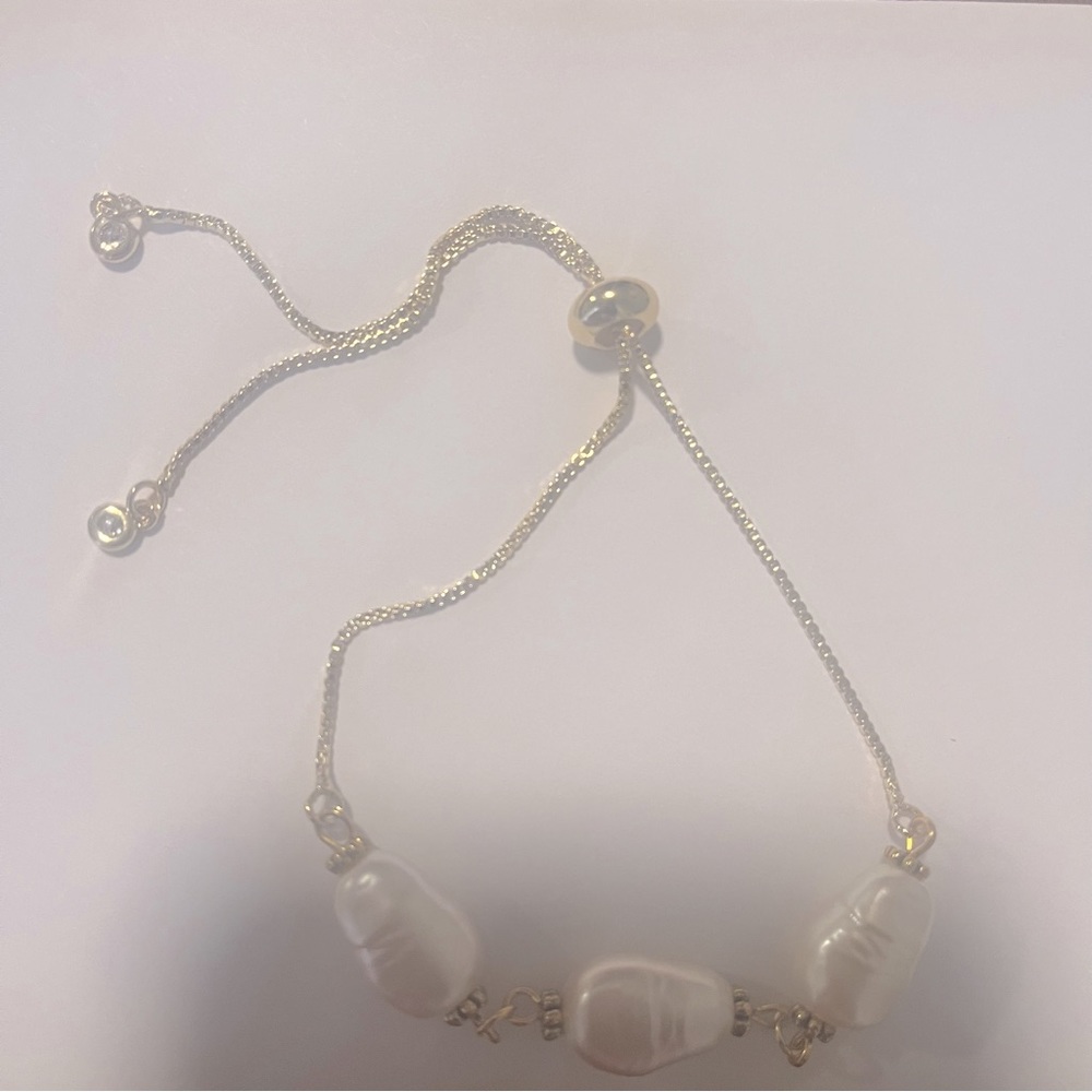Pearl Adjustable Bracelet with Rhinestones Ends Gold White New Handcrafted - Picture 5 of 7